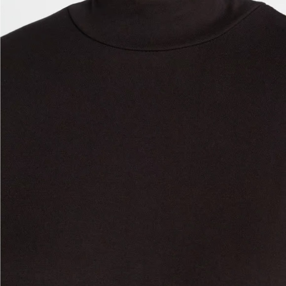 Ideal Ensemble Mock Neck Top - L - Picture 3 of 3